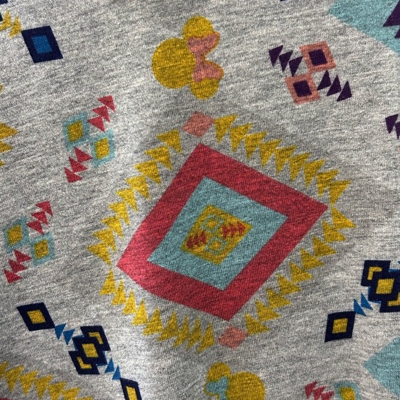 LuLaRoe Minnie Mouse Print Tunic Top - Picture 4 of 6